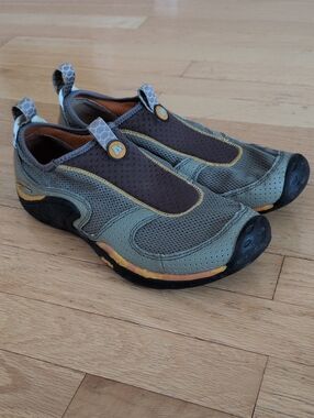 Merrell Waterpro slip-on water and hiking shoes Size 10